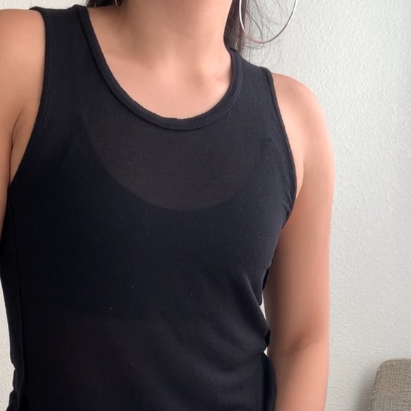 Black split hem tank - Picture 6 of 15